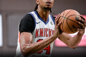 9体育-关于赛前印第安纳步行者备战足总杯；临场应变细节曝光；媒体盛赞；资深球员宣示担当的信息