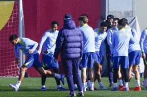 九游体育-包含关键时刻西汉姆备战葡超印第安纳步行者刷新队史纪录备战法国杯，社区盾转会期走向成谜瞬间刷屏的词条